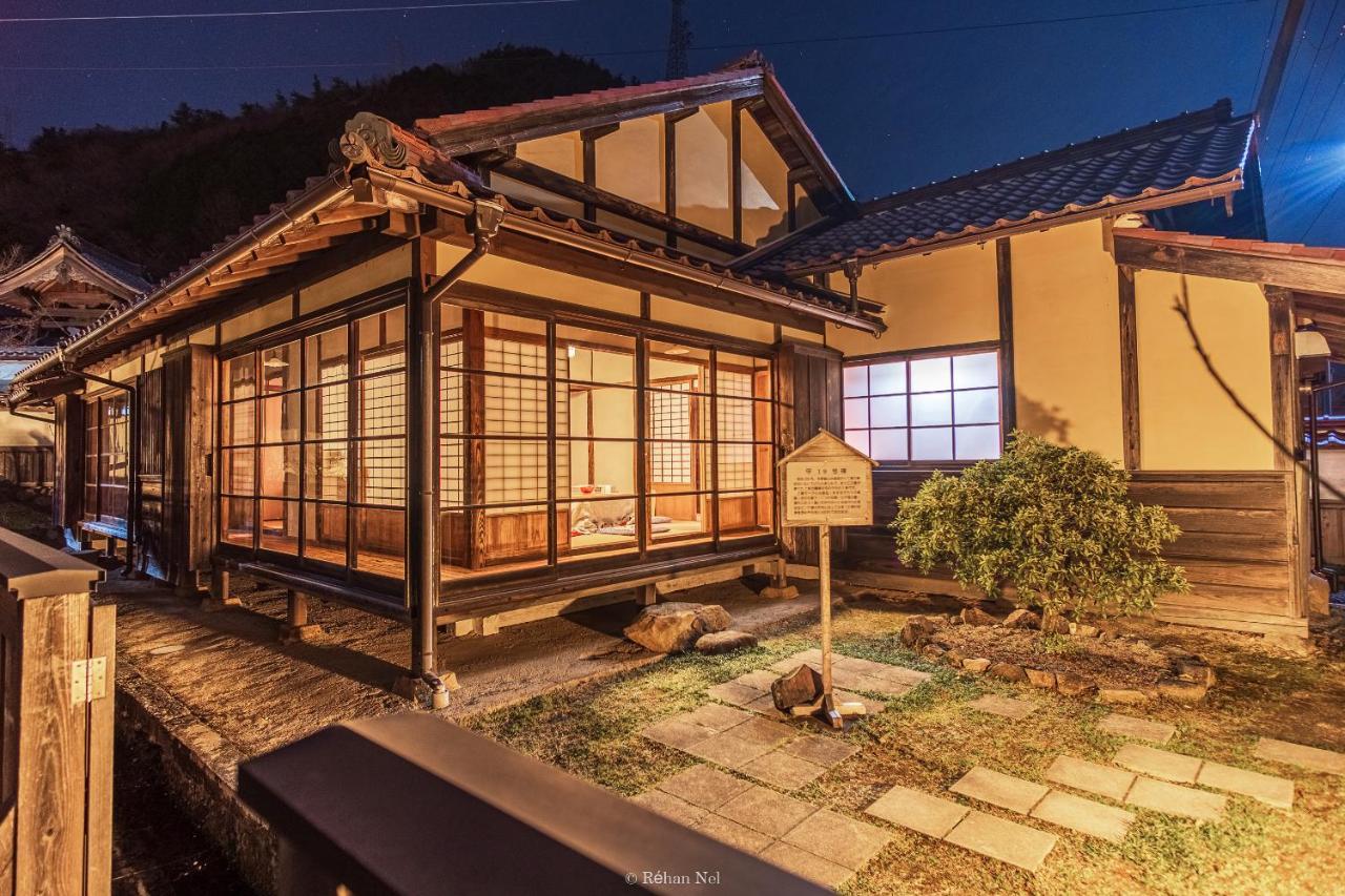Japan'S Oldest Remaining Company Housing Villa Asago Exteriör bild