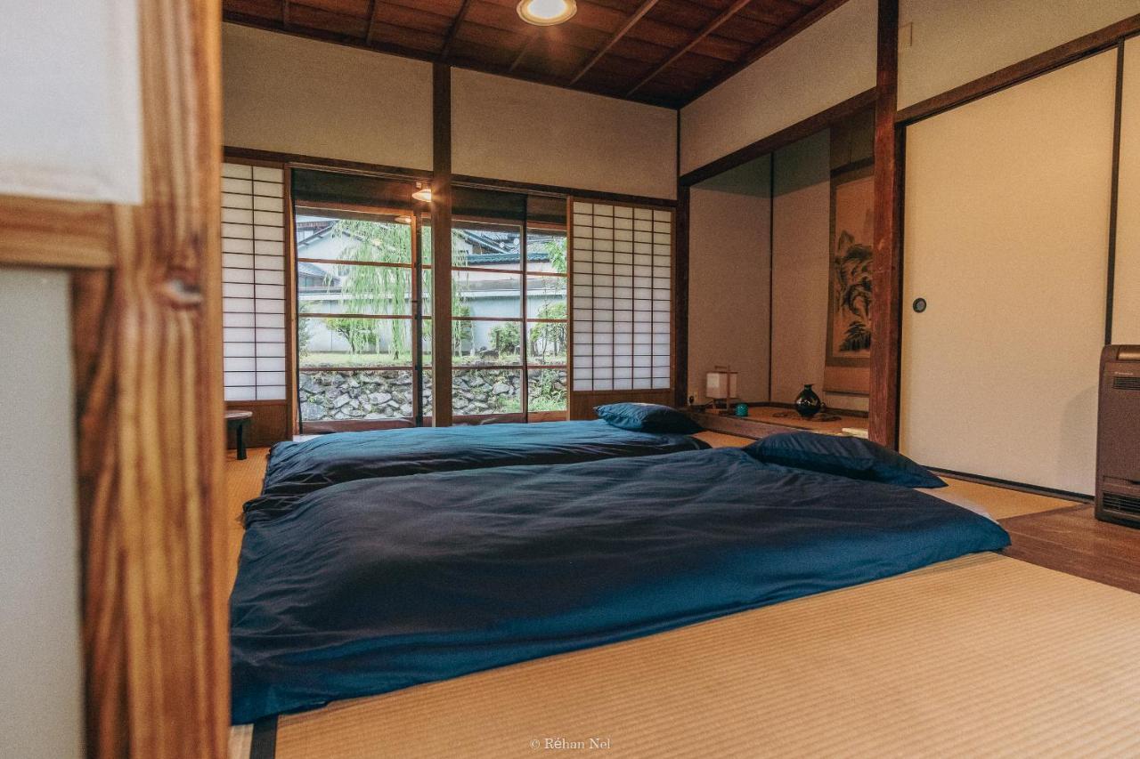 Japan'S Oldest Remaining Company Housing Villa Asago Exteriör bild