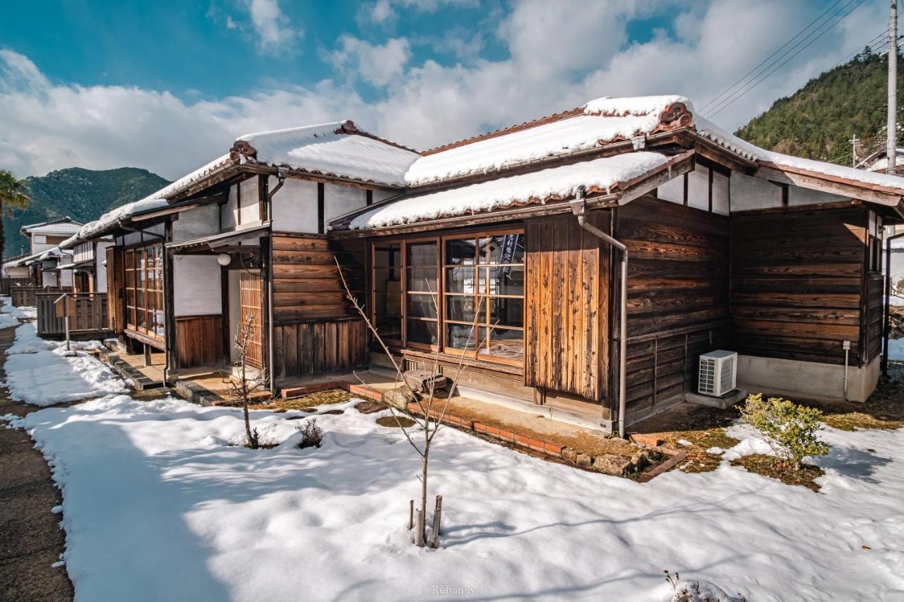 Japan'S Oldest Remaining Company Housing Villa Asago Exteriör bild
