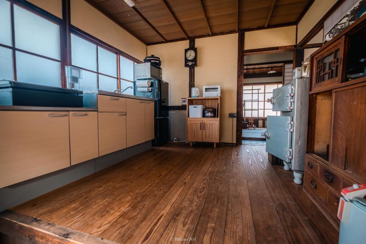 Japan'S Oldest Remaining Company Housing Villa Asago Exteriör bild
