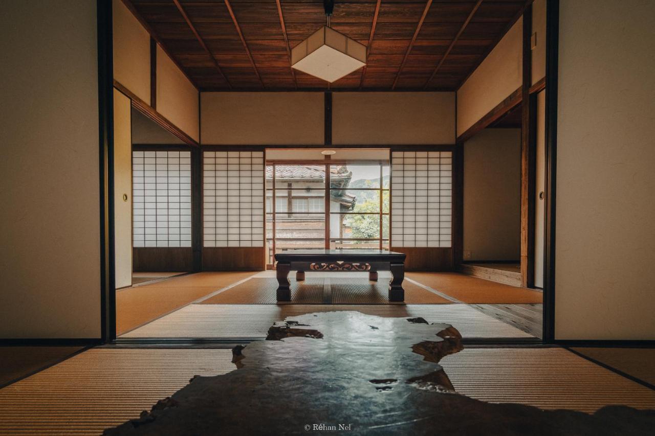 Japan'S Oldest Remaining Company Housing Villa Asago Exteriör bild