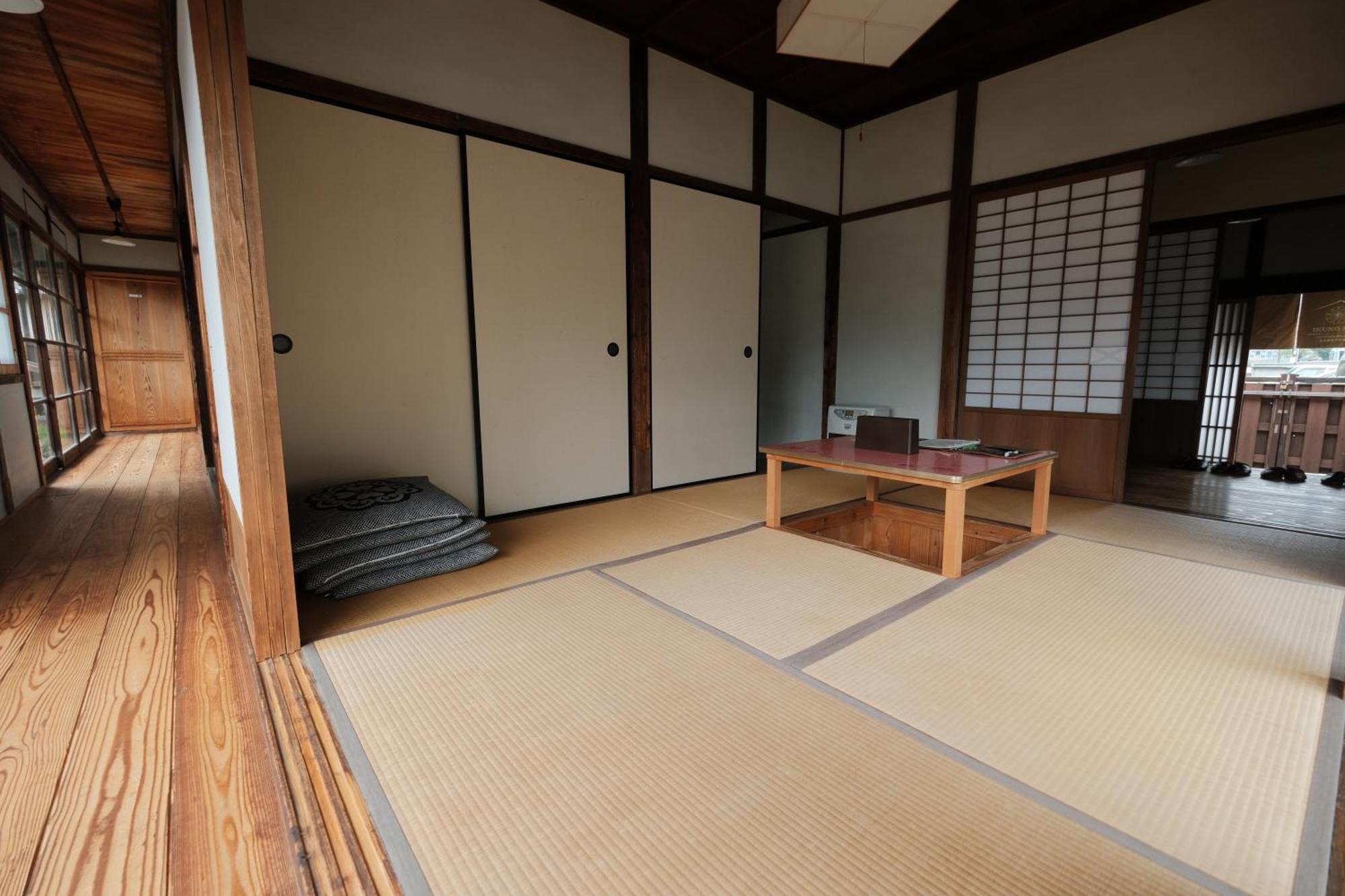 Japan'S Oldest Remaining Company Housing Villa Asago Exteriör bild
